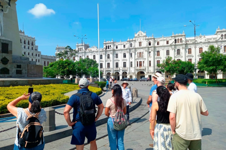 Lima : visite de la ville avec prise en charge et retourCircuit avec ramassage au port de Callao