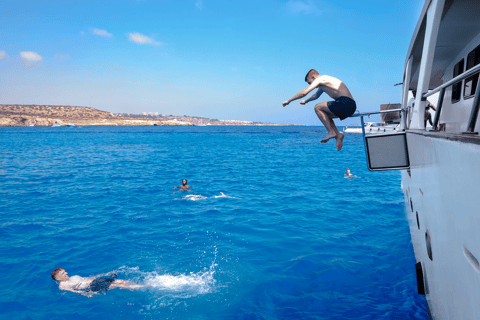 Protaras: Family-Friendly Luxury Yacht Cruise to Turtle Cove