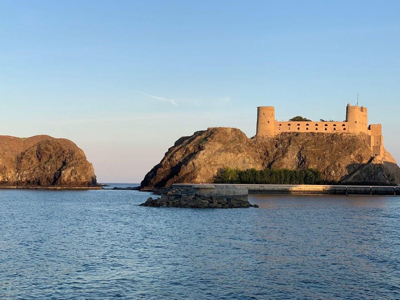 Masqat-Tour mit Übernachtung: 2 Tage Kultur und Natur