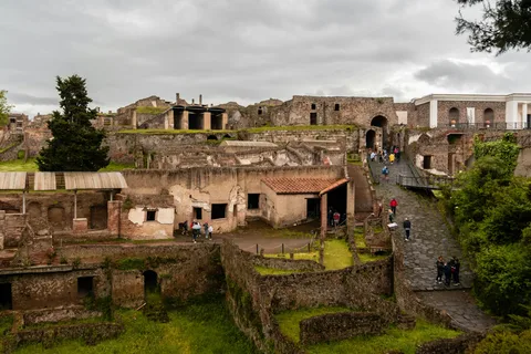 VISITE DE POMPEI : RUINES (SANS FILE D'ATTENTE) ET CENTRE HISTORIQUE DE NAPLES