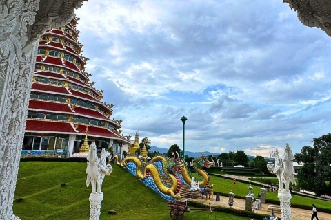 Chiang Mai : Temples du Bouddha blanc, du Bouddha bleu et du Grand Bouddha à Chiang Rai