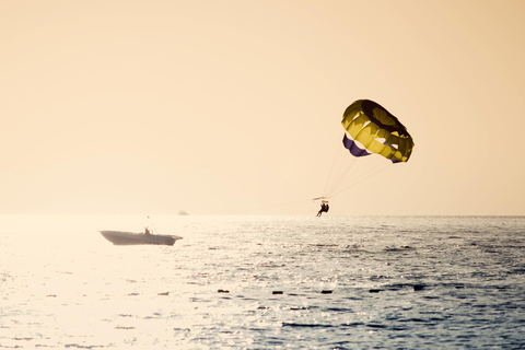 Mergulho em Boracay com Parasailing e E-Scooter