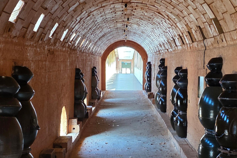 Ulsan: Bangudae Petroglyphs, Onggi Village & Park Tour