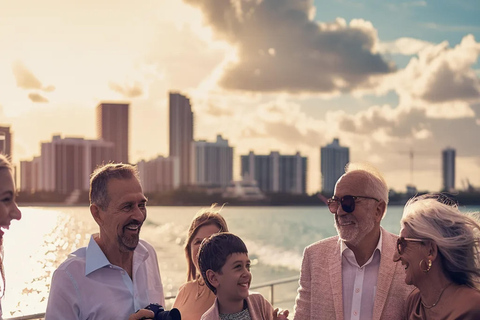 Miami Skyline Boat Tour - Vues du front de mer sur la baie de Biscayne