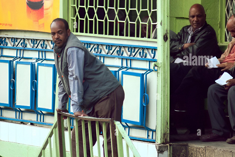Addis Drinks & Market Tour: Tej, Tella, Areki & Shopping