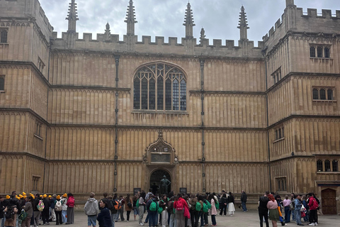 Oxford: Odd Oxford History Tour from Terrible Tours