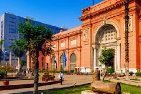 The Egyptian Museum Guided tour (Include Guide, Car, Driver and Entry tickets)