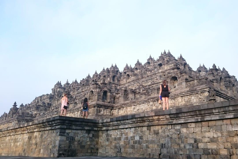 Yogyakarta: Exploring Borobudur and Prambanan in ONE DAY!Borobudur Sunrise and Prambanan