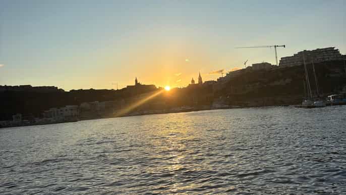 Pérolas Ocultas do Sul de Gozo: Passeio Particular de Barco