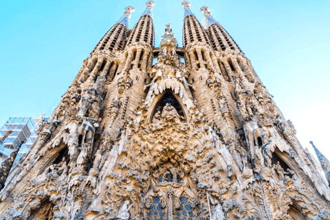 Sagrada Familia The Golden Hour with Skip the line Tickets