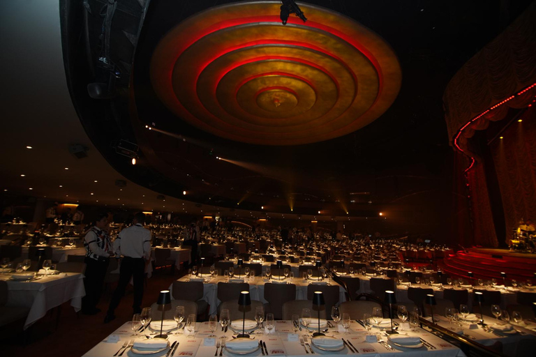 RIO: ROXY DINNER SHOW: DINNER AND A SHOW THAT HUGS