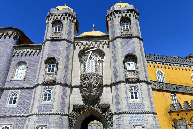 Lisbon: Sintra, Pena, Regaleira, Cabo da Roca & Cascais Private Tour – Personalized Comfort in an Exclusive Settings