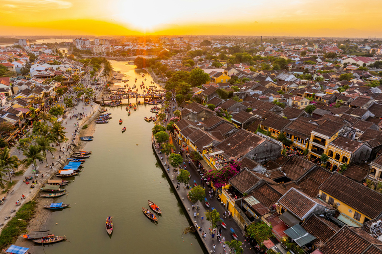 Hoi An: Sunset River Cruise with Drinks and Lanterns