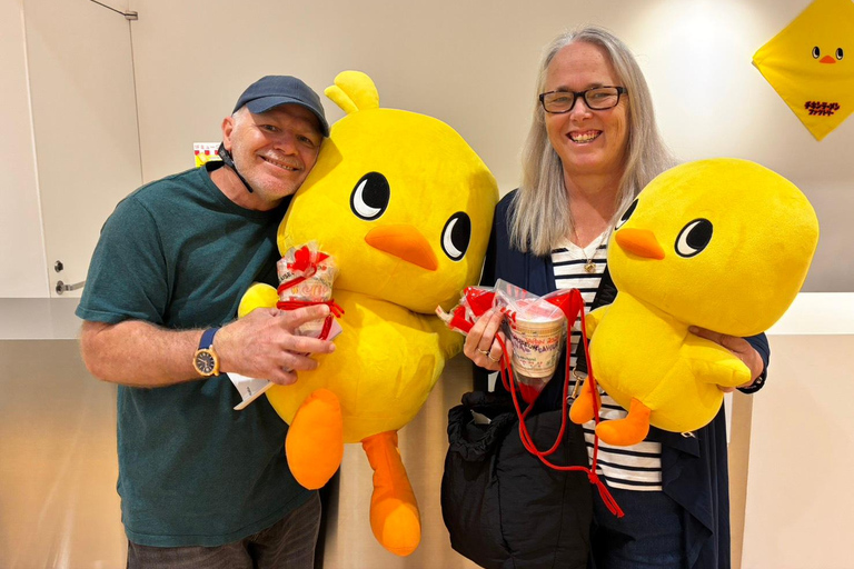 Yokohama: Guided Cup Noodles Museum Tour & Make Your Own Cup Yokohama: Cup Noodles Museum Guided Tour
