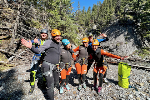 Banff: Ghost Canyon Tour met glijbanen, abseilen en sprongen