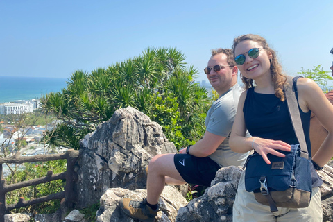 Hoi An nach Hue mit Sightseeing über den Hai Van Pass mit dem Auto