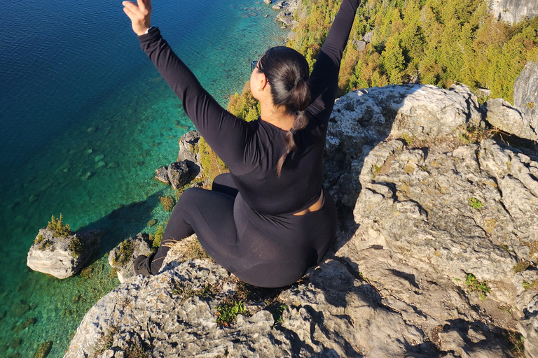 From Toronto: Lion’s Head Park Hike and Village Visit