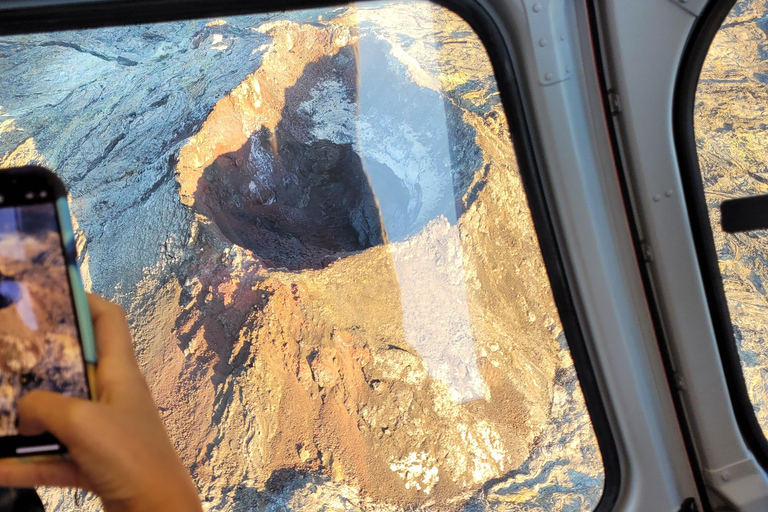 Reykjavik : visite touristique de 45 minutes du volcan en hélicoptère