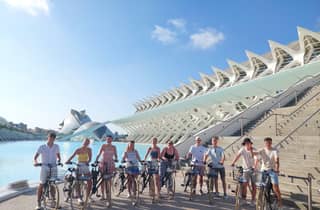 Fahrradtour mit Verkostungsüberraschung entlang der Hotspots von Valencia