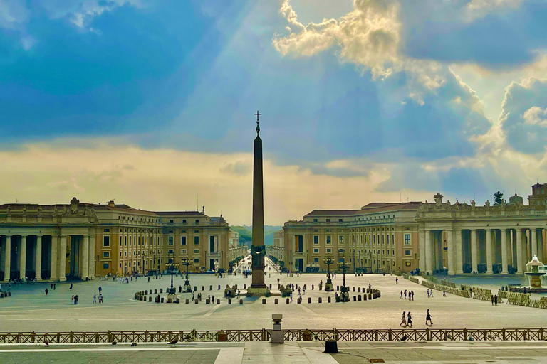 St. Peter Basilica, Tomb, Dome & Underground Catacombs Tour Catacombs Guided Tour & Skip the line Basilica