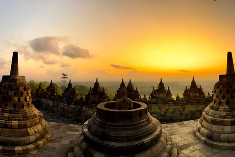 Yogyakarta: Borobudur Sunset & Mount Merapi Lava View Tour
