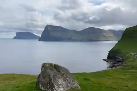 Faroe Islands: Kalsoy Private Tour with Kallur Lighthouse