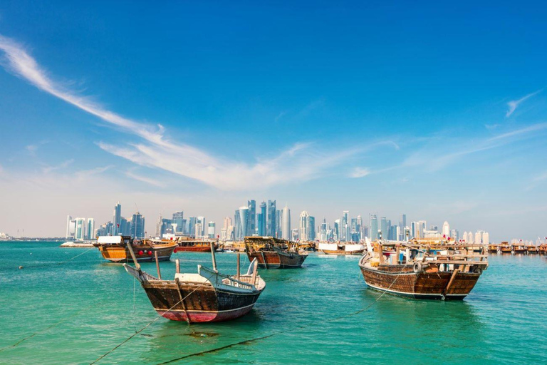 Visita de la ciudad de Doha y paseo en barco dhow para pasajeros de cruceroVisita de la ciudad de Doha y paseo en dhow para pasajeros de crucero