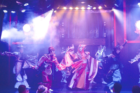 Tokio: ¡Disfruta de un espectáculo de cabaret al estilo japonés en Ginza!