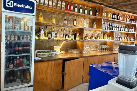 Private visit to Playa Blanca Barú with lunch included Visit Playa Blanca Baru Private with lunch included