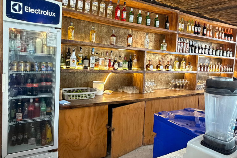 Private visit to Playa Blanca Barú with lunch included Visit Playa Blanca Baru Private with lunch included