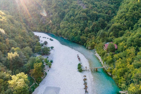 De Shkodra à Valbona : y compris la visite du lac Komani et de la rivière Shala