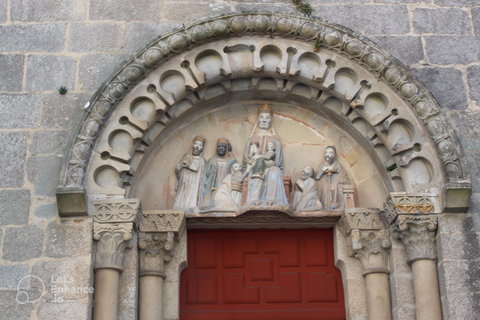 Natale a Santiago de Compostela: un viaggio tra luci e pietraNatale a Santiago: un tour tra luci e pietra