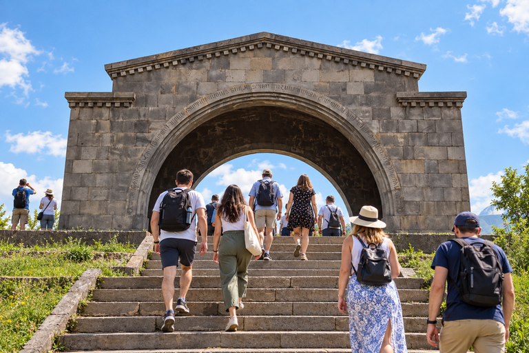 From Yerevan: Garni & Geghard with Lavash Baking Experience