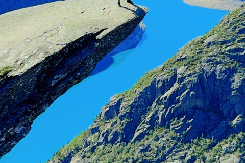 The Three Crowns of Norway 5-Day Private Hiking Tour Package