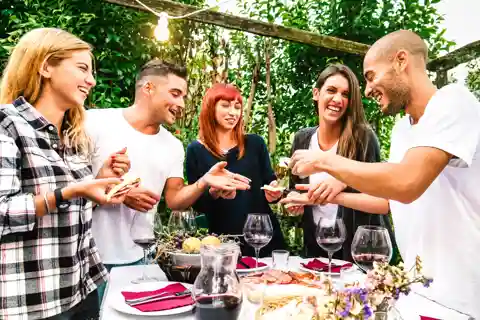 Kelowna: Love Local! Foodie tour on winery farm with lunch!