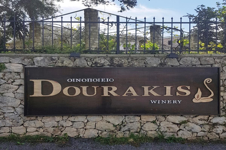 Crète : visite du domaine viticole Dourakis et de l'huile d'olive Kanaki, village de VrysesVisite privative avec dégustation par un connaisseur