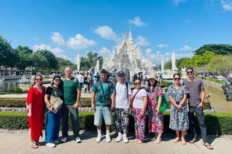 Chiang Rai: Explore 3 Highlight Temples (White, Blue, Red) Meeting Point: Wat Phra Singh (Hotels Outside Pickup Area)