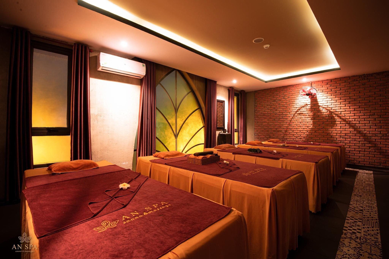 Da Nang: Experience Traditional Thai MassageDa Nang: Experience Traditional Thai Massage - 90 minutes