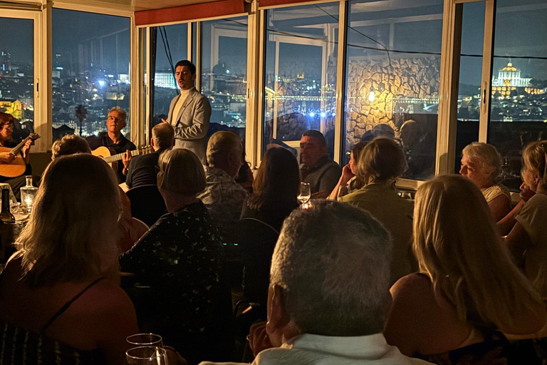 Vila Nova de Gaia: dinner at the only Traditional Fado House