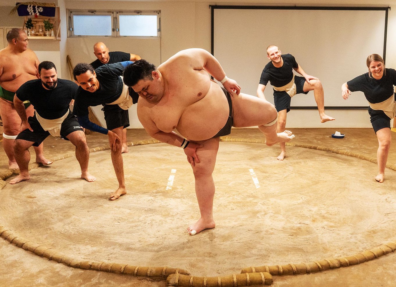 Osaka: Sumooplevelse med liveshow og udfordring for publikum