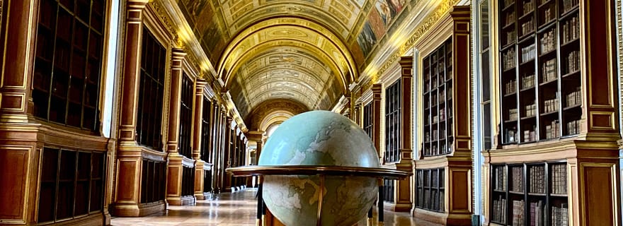 Privé Fontainebleau, Versailles, Trianon au départ de Paris