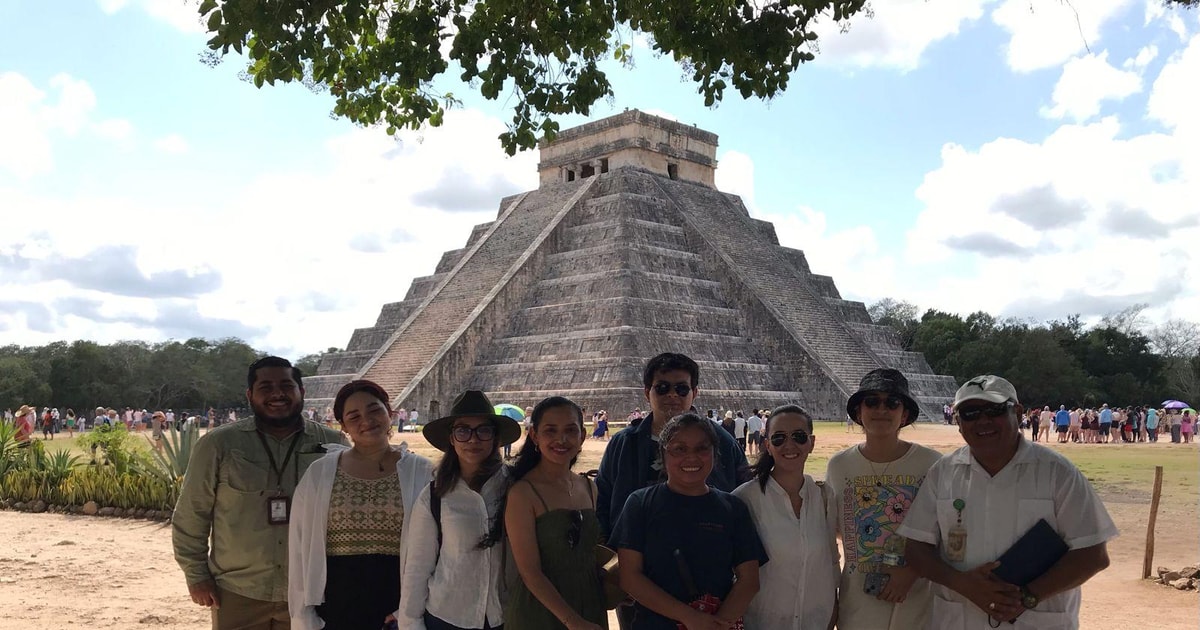 Chichen Itza Cenote Izamal pueblo mágico GetYourGuide