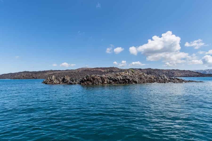 Santorini: Bootstour zum Vulkan und zu den heißen Quellen. Foto: GetYourGuide Santorini: Bootstour zum Vulkan und zu den heißen Quellen. Foto: GetYourGuide