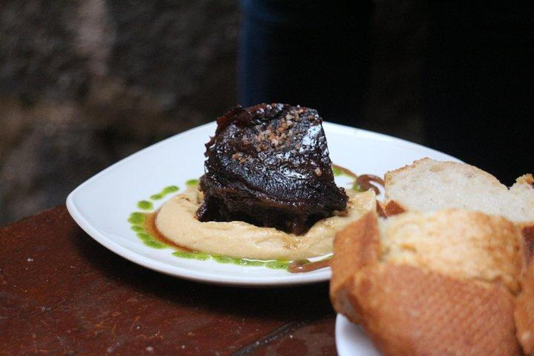 San Sebastián Tour a pie con cena y bocados vascos