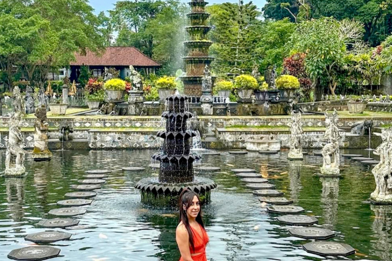 Exclusive Bali: Heaven's Gate, Tirta Gangga & Epic Swing