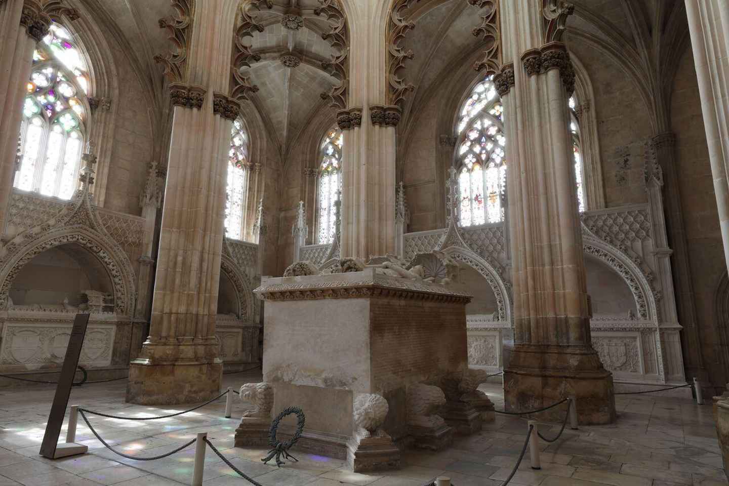 Alcobaça: Entry to UNESCO Alcobaça Monastery