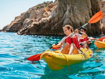 Barcelona: Tossa de Mar Kayak & Snorkel Tour w/3-Course Meal