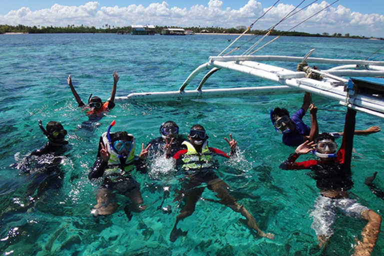 Mactan: Cebu Island Hopping Boat Tour with Lunch