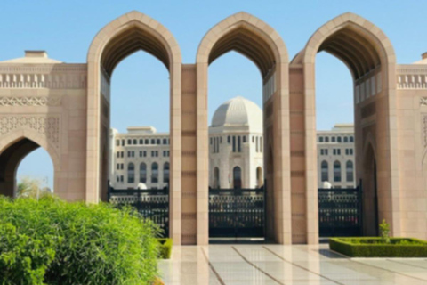 Muscat 3-Hour City Tour: Visit Mosque, Opera & Mutrah Souq