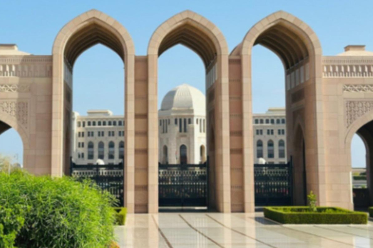 Muscat 3-Hour City Tour: Visit Mosque, Opera & Mutrah Souq